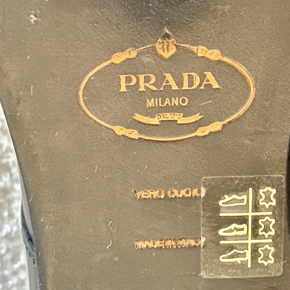 Prada Men\'s Black Apron Front Leather Derby Shoes NEVER WORN main image 7